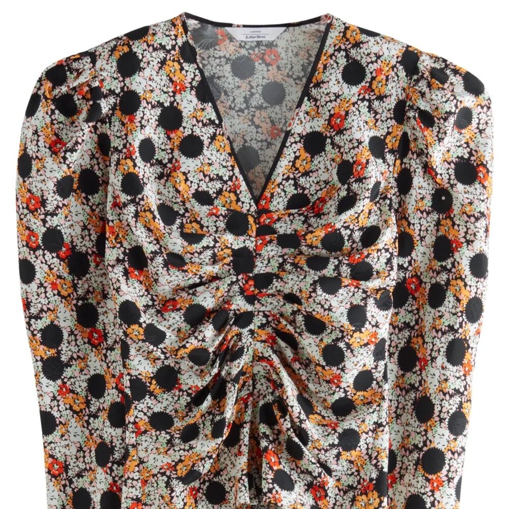 & Other Stories x Brøgger Fitted Pleated Mulberry Silk Top